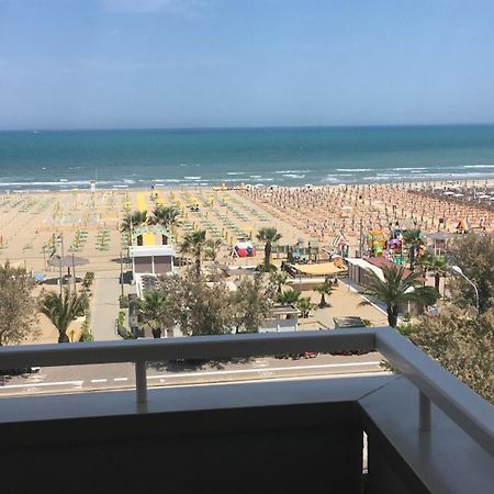 רימיני Appartamento Fronte Mare מראה חיצוני תמונה