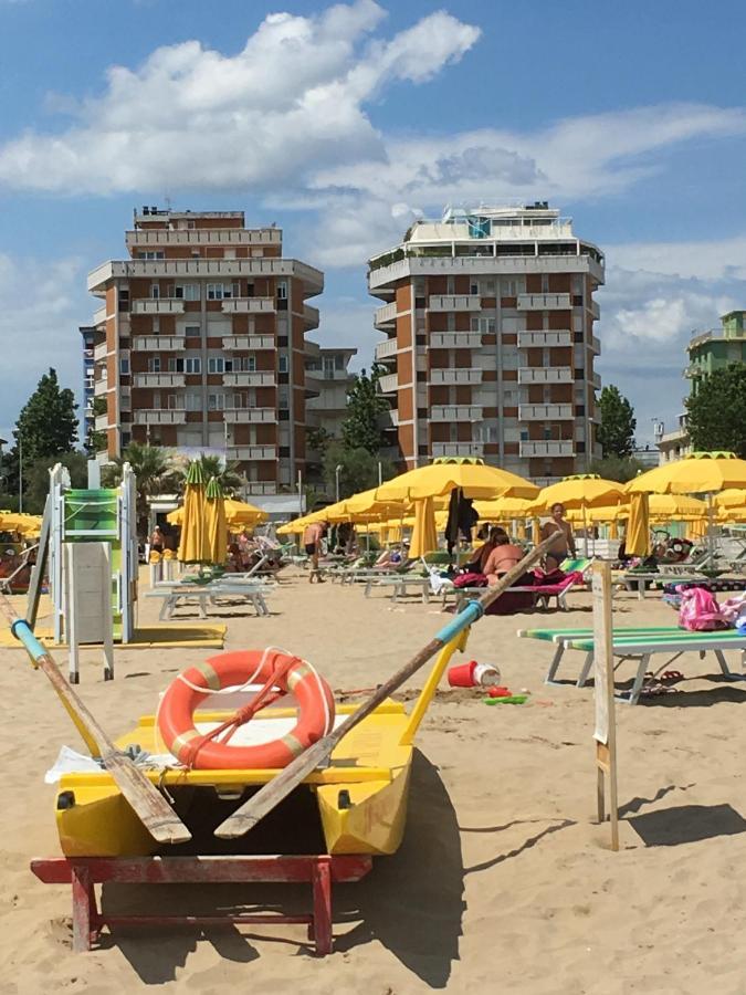 רימיני Appartamento Fronte Mare מראה חיצוני תמונה