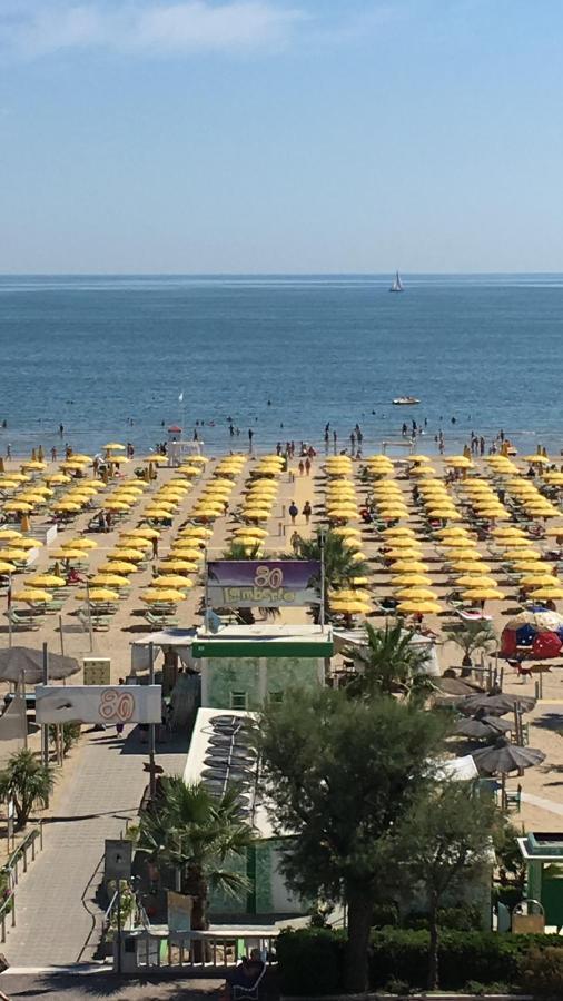 רימיני Appartamento Fronte Mare מראה חיצוני תמונה