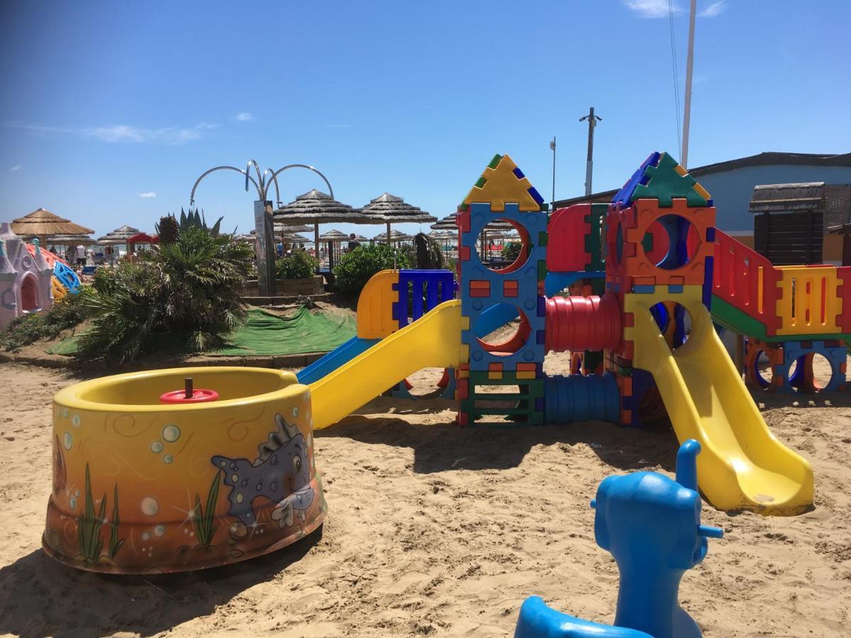 רימיני Appartamento Fronte Mare מראה חיצוני תמונה