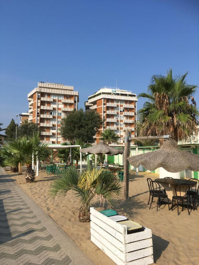 רימיני Appartamento Fronte Mare מראה חיצוני תמונה